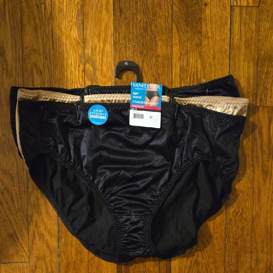 Vanity Fair Undershapers Panties In Size 4xl
